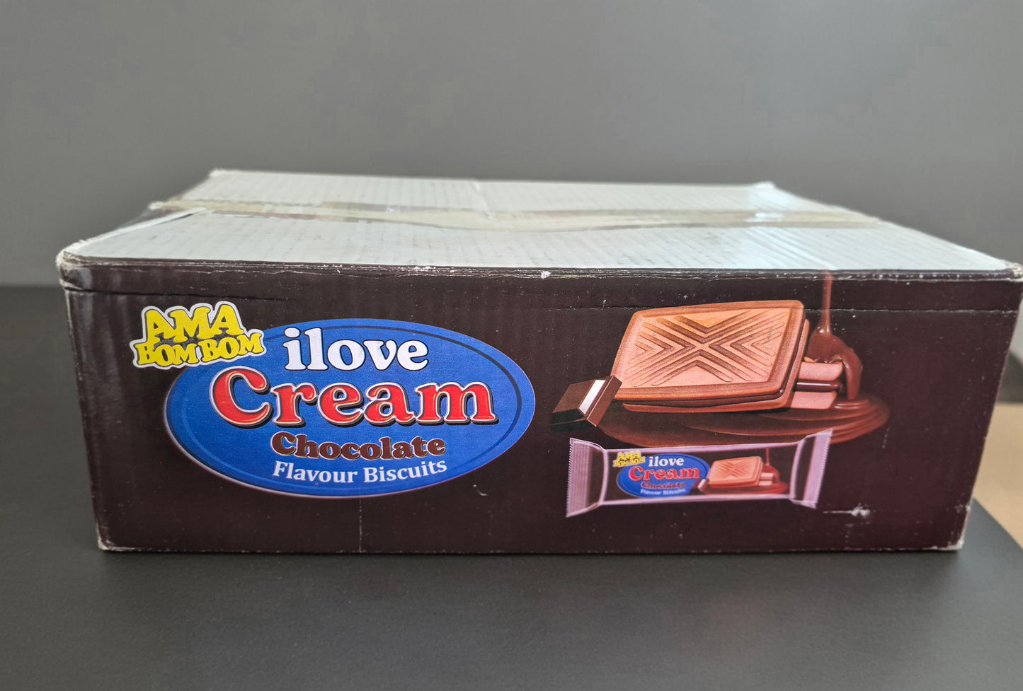 I love Cream Biscuits Box of 24's - Ama Bom