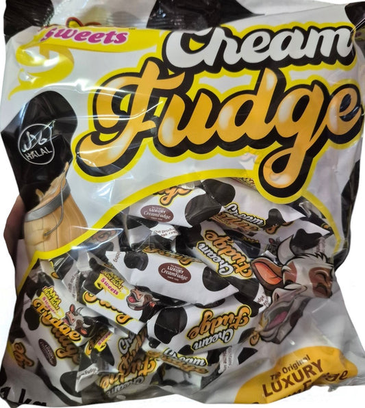 SY DISCOUNT WAREHOUSE I love Fudge 1kg bag containing 100 individually wrapped soft cream fudge candy pieces
